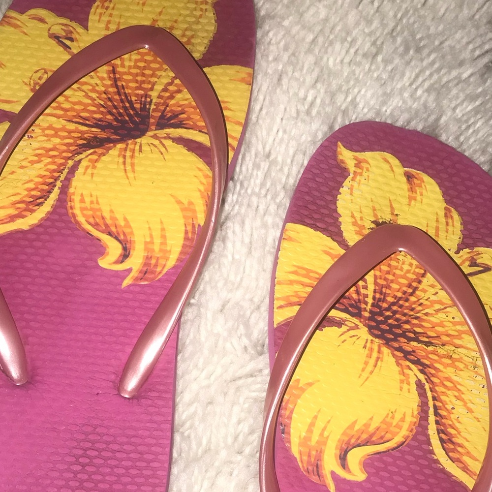 🌸Pink Flowered Sandal/Flip Flops🌸🌼
